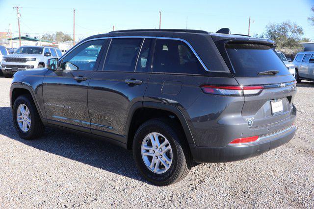 new 2025 Jeep Grand Cherokee car, priced at $41,802