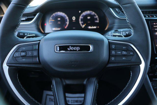 new 2025 Jeep Grand Cherokee car, priced at $41,802