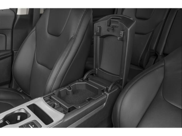 used 2024 Ford Edge car, priced at $32,601