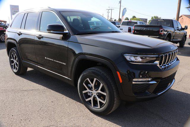 new 2025 Jeep Grand Cherokee car, priced at $46,439