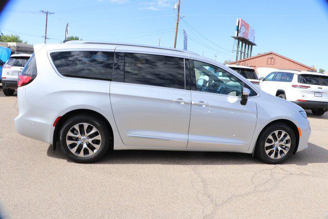 new 2023 Chrysler Pacifica car, priced at $53,534