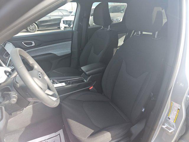 new 2025 Jeep Compass car, priced at $28,090