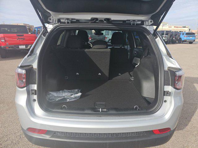 new 2025 Jeep Compass car, priced at $28,090