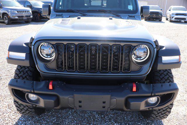 new 2024 Jeep Gladiator car, priced at $64,270