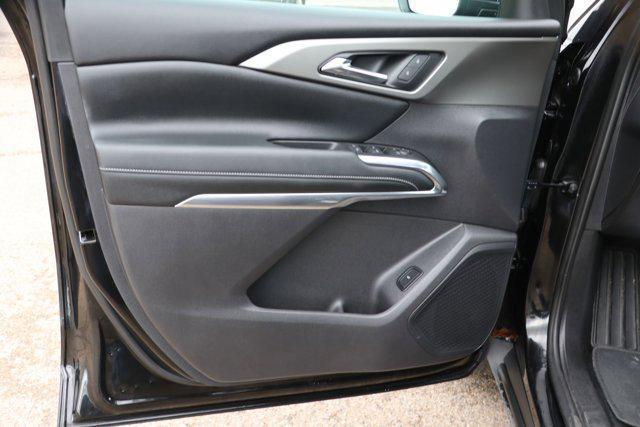 used 2024 Chevrolet Traverse car, priced at $41,218