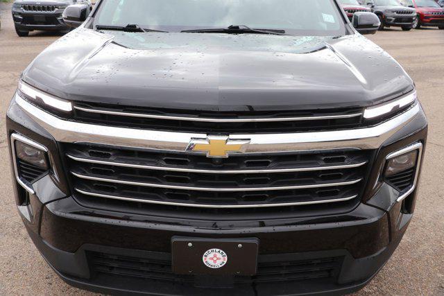 used 2024 Chevrolet Traverse car, priced at $41,218