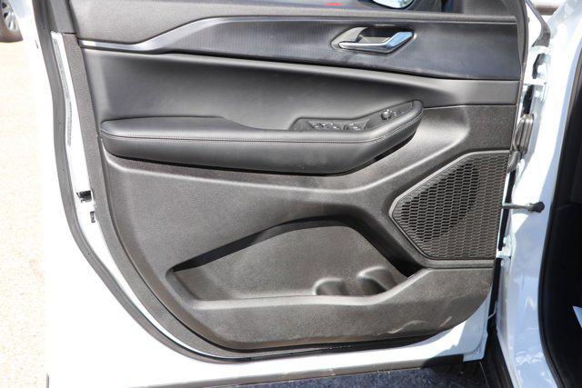 new 2025 Jeep Grand Cherokee L car, priced at $42,408