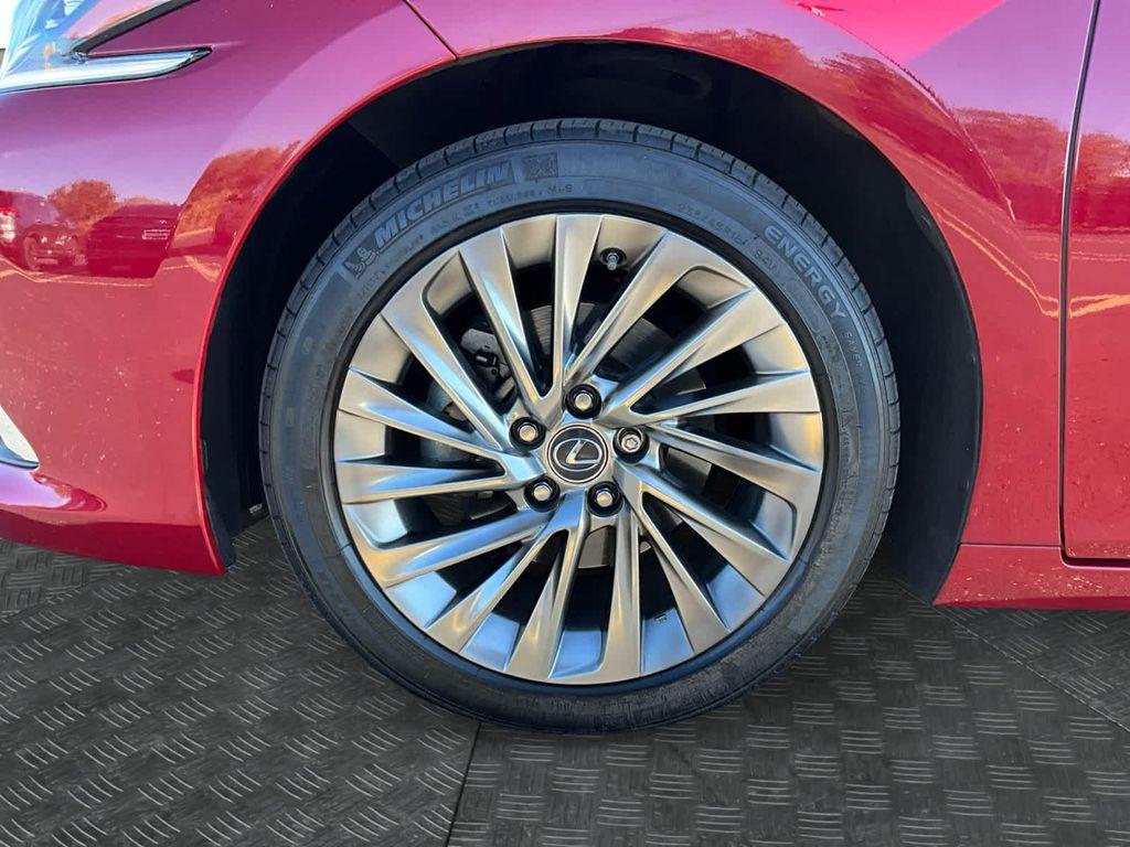 used 2023 Lexus ES 350 car, priced at $42,900