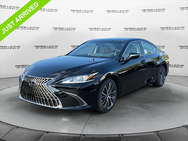 new 2025 Lexus ES 300h car, priced at $51,020