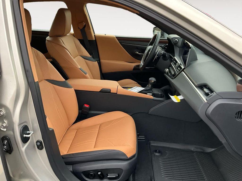 new 2025 Lexus ES 350 car, priced at $54,269