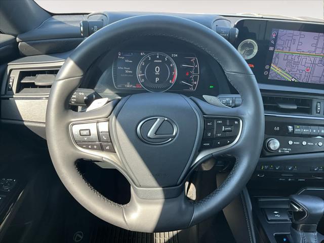 used 2022 Lexus ES 350 car, priced at $38,019