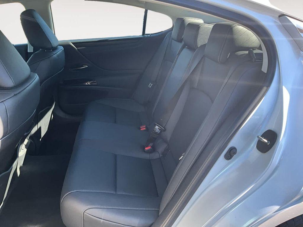 used 2023 Lexus ES 350 car, priced at $37,800