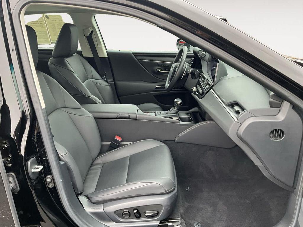 used 2023 Lexus ES 350 car, priced at $35,901