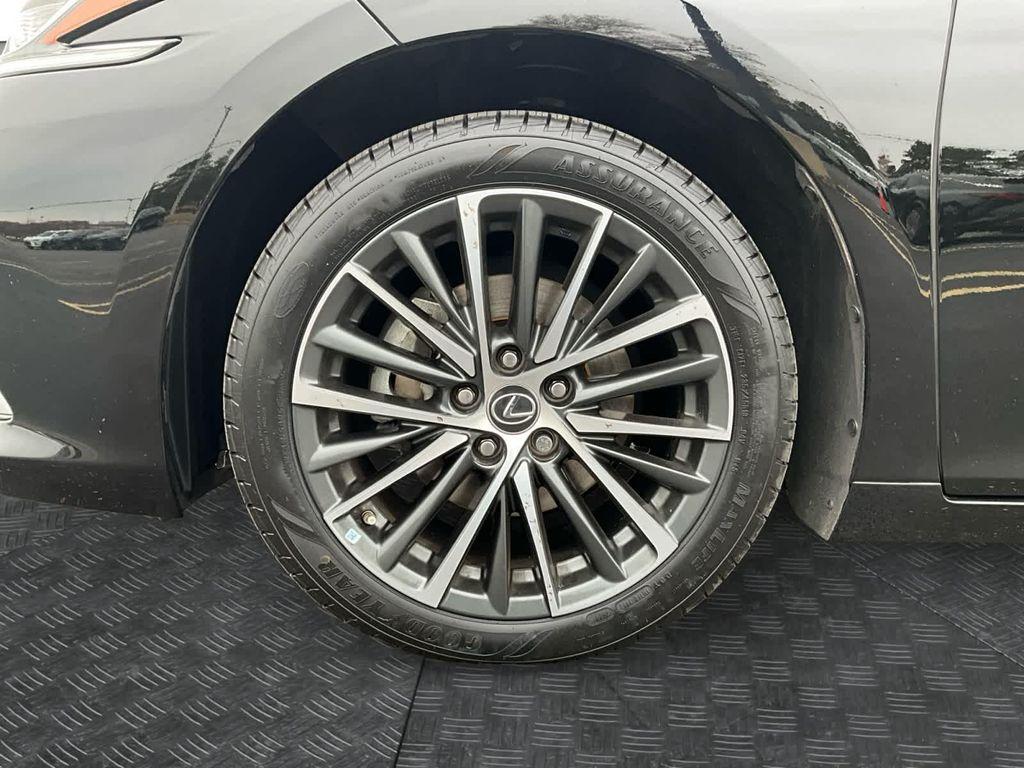 used 2023 Lexus ES 350 car, priced at $35,901