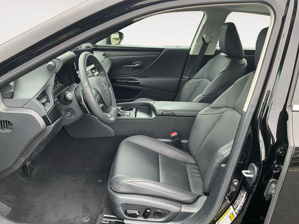 used 2023 Lexus ES 350 car, priced at $35,901
