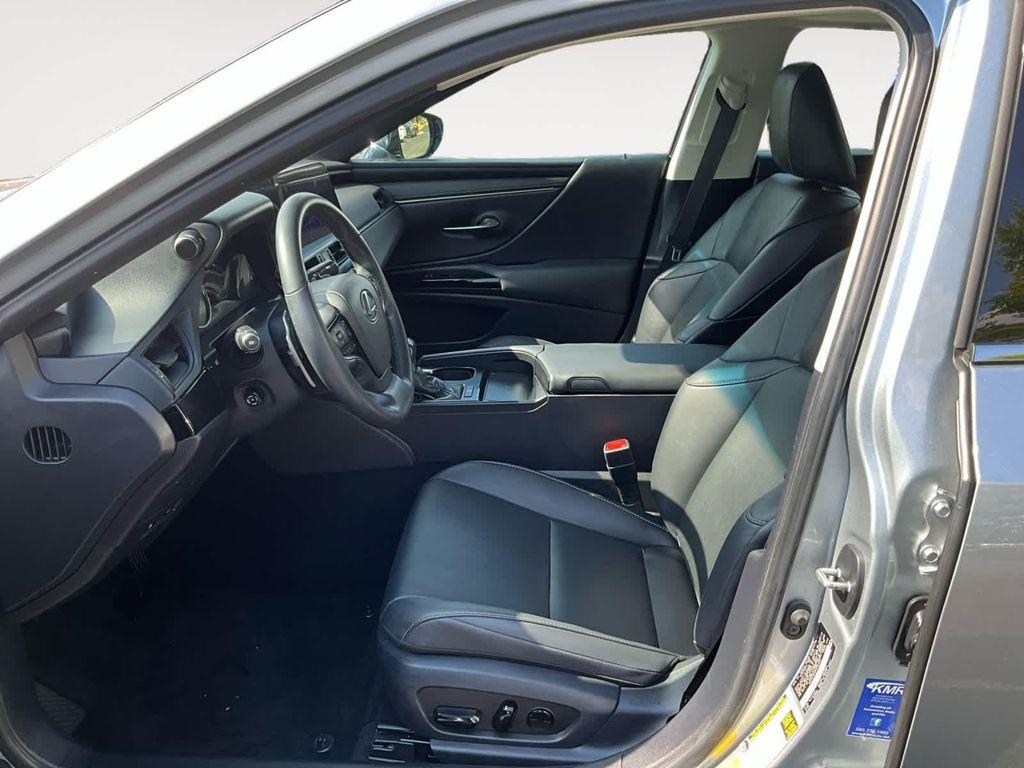 used 2023 Lexus ES 350 car, priced at $37,900