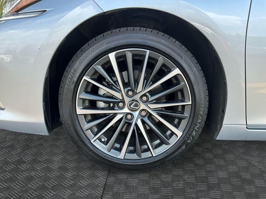 used 2023 Lexus ES 350 car, priced at $37,900