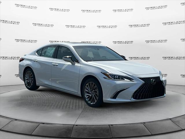 new 2025 Lexus ES 300h car, priced at $53,669