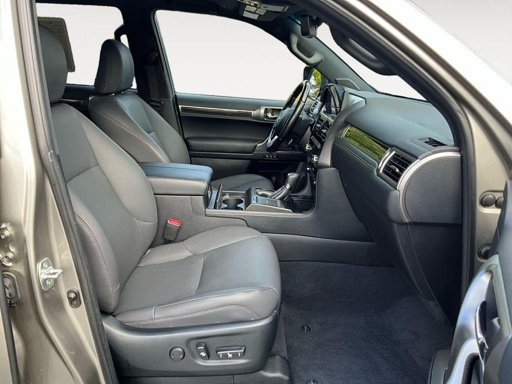 used 2023 Lexus GX 460 car, priced at $55,300