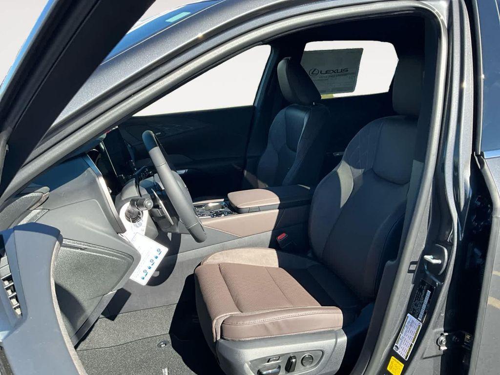 new 2025 Lexus RX 350 car, priced at $67,134