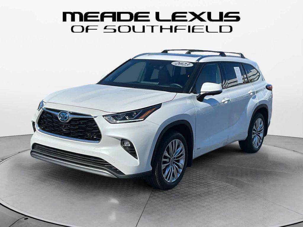 used 2023 Toyota Highlander Hybrid car, priced at $48,900