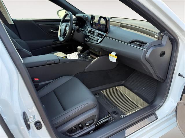 new 2025 Lexus ES 350 car, priced at $51,724