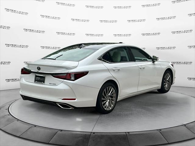 used 2022 Lexus ES 350 car, priced at $41,885