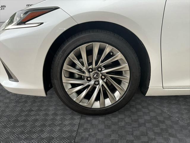 used 2022 Lexus ES 350 car, priced at $41,885
