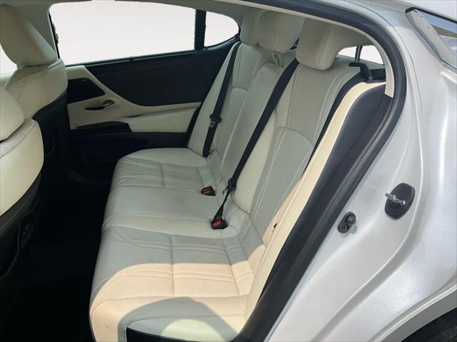 used 2022 Lexus ES 350 car, priced at $43,802