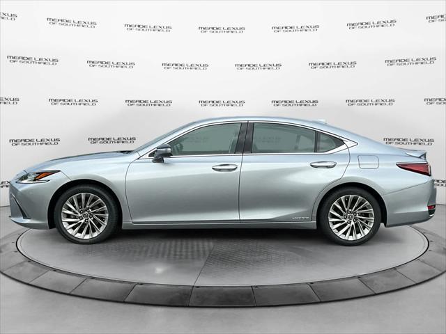 used 2022 Lexus ES 300h car, priced at $40,780