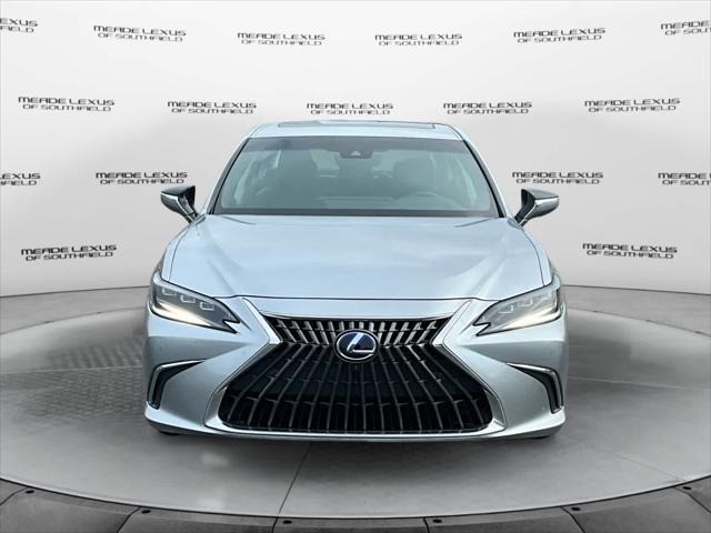 used 2022 Lexus ES 300h car, priced at $40,780