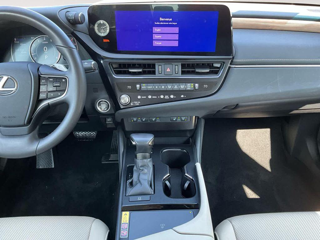 used 2023 Lexus ES 350 car, priced at $39,000