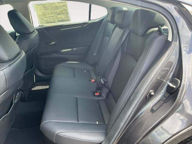 new 2025 Lexus ES 300h car, priced at $52,844
