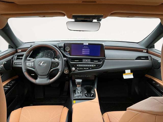 new 2024 Lexus ES 300h car, priced at $54,394