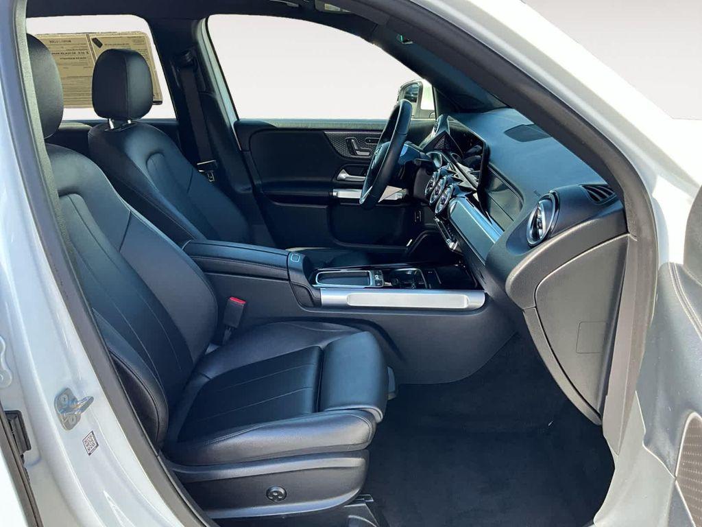 used 2024 Mercedes-Benz GLB 250 car, priced at $33,500
