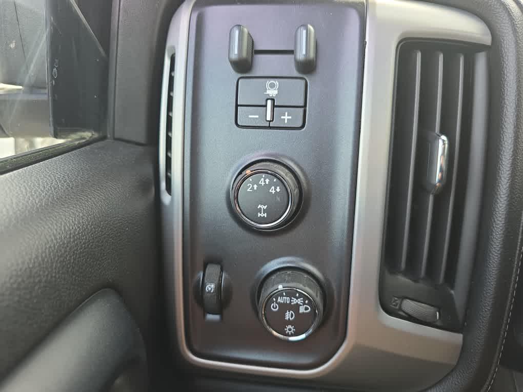 used 2015 GMC Sierra 2500 car, priced at $35,890