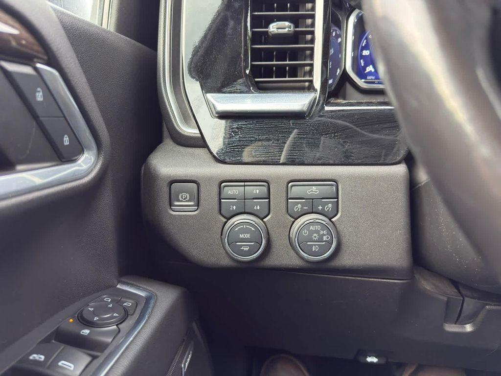 used 2022 Chevrolet Silverado 1500 car, priced at $37,190