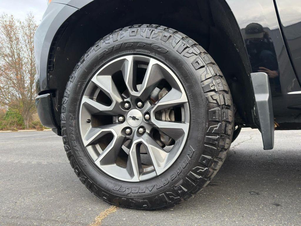 used 2022 Chevrolet Silverado 1500 car, priced at $37,190