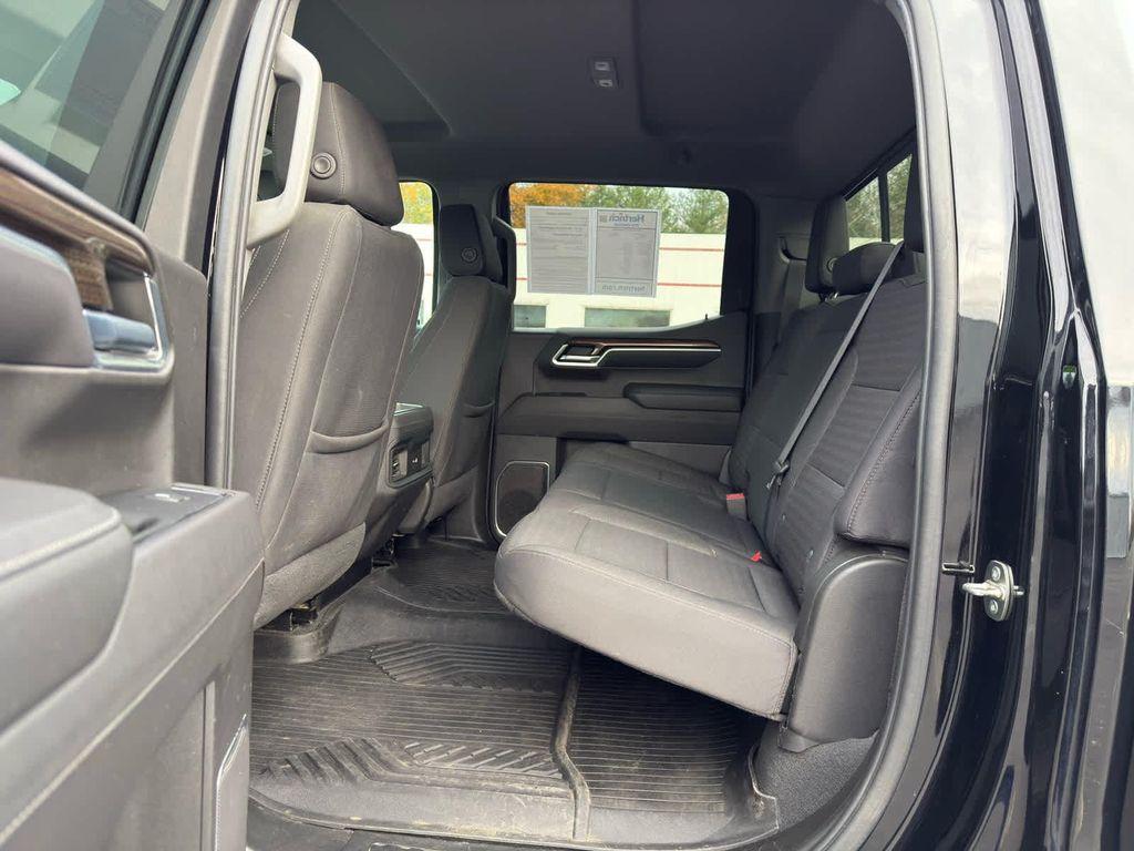 used 2022 Chevrolet Silverado 1500 car, priced at $37,190