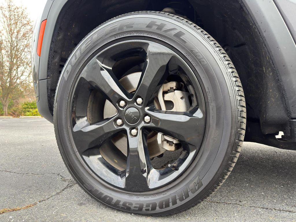 used 2023 Jeep Grand Cherokee L car, priced at $31,870