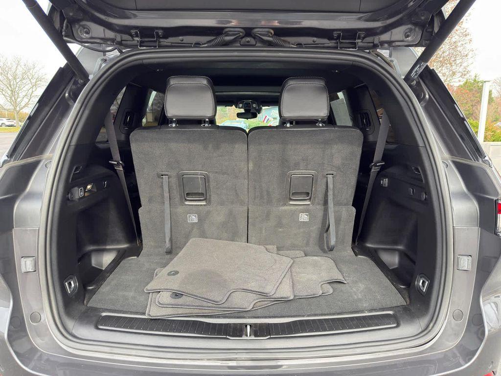 used 2023 Jeep Grand Cherokee L car, priced at $31,870