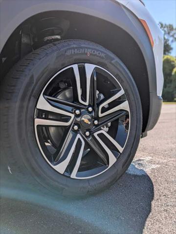 new 2025 Chevrolet TrailBlazer car, priced at $32,070