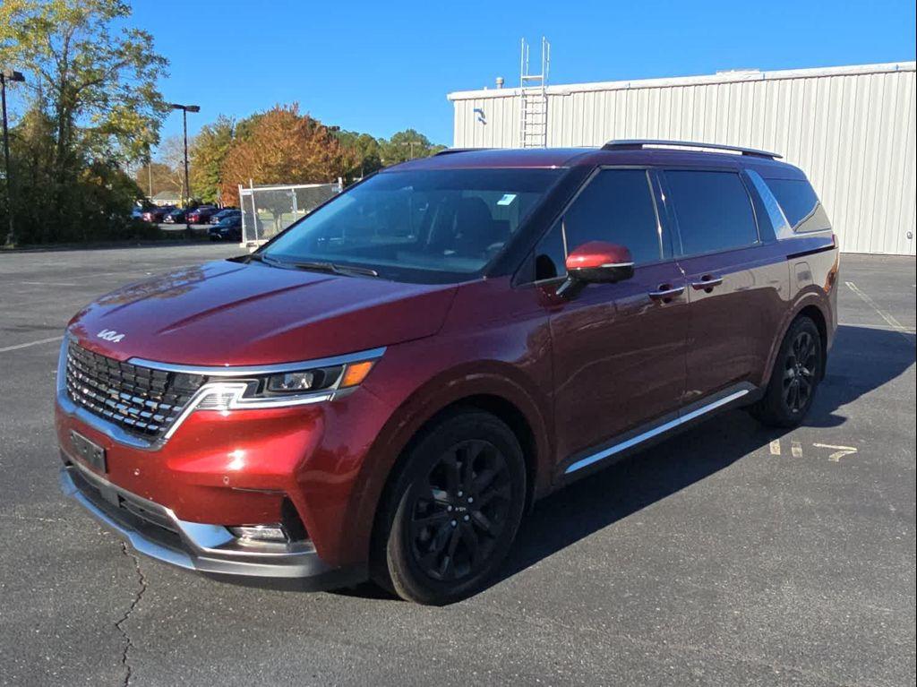 used 2024 Kia Carnival car, priced at $36,542