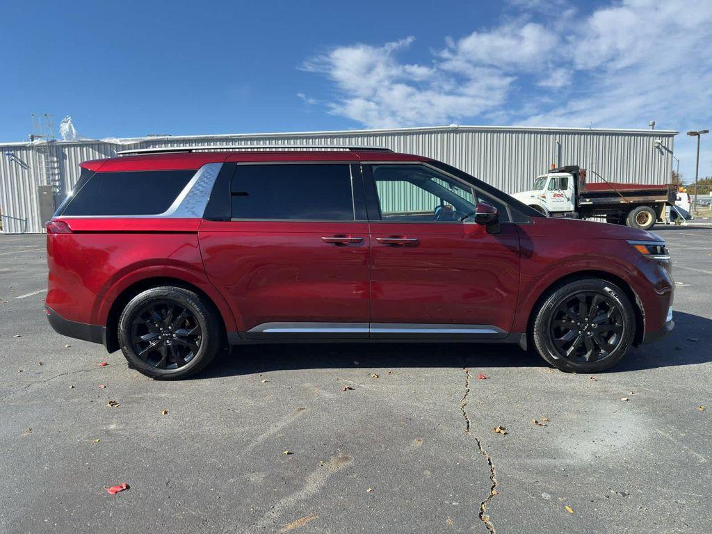 used 2024 Kia Carnival car, priced at $35,790