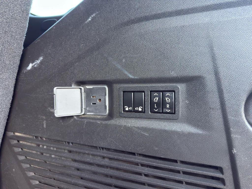 used 2021 Chevrolet Tahoe car, priced at $40,290