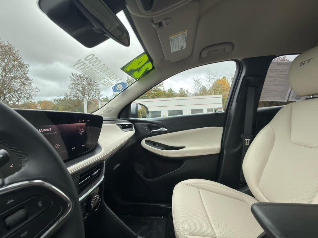 used 2024 Buick Encore GX car, priced at $24,790