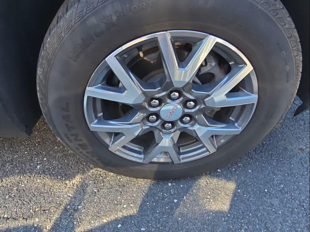 used 2023 GMC Acadia car, priced at $27,634