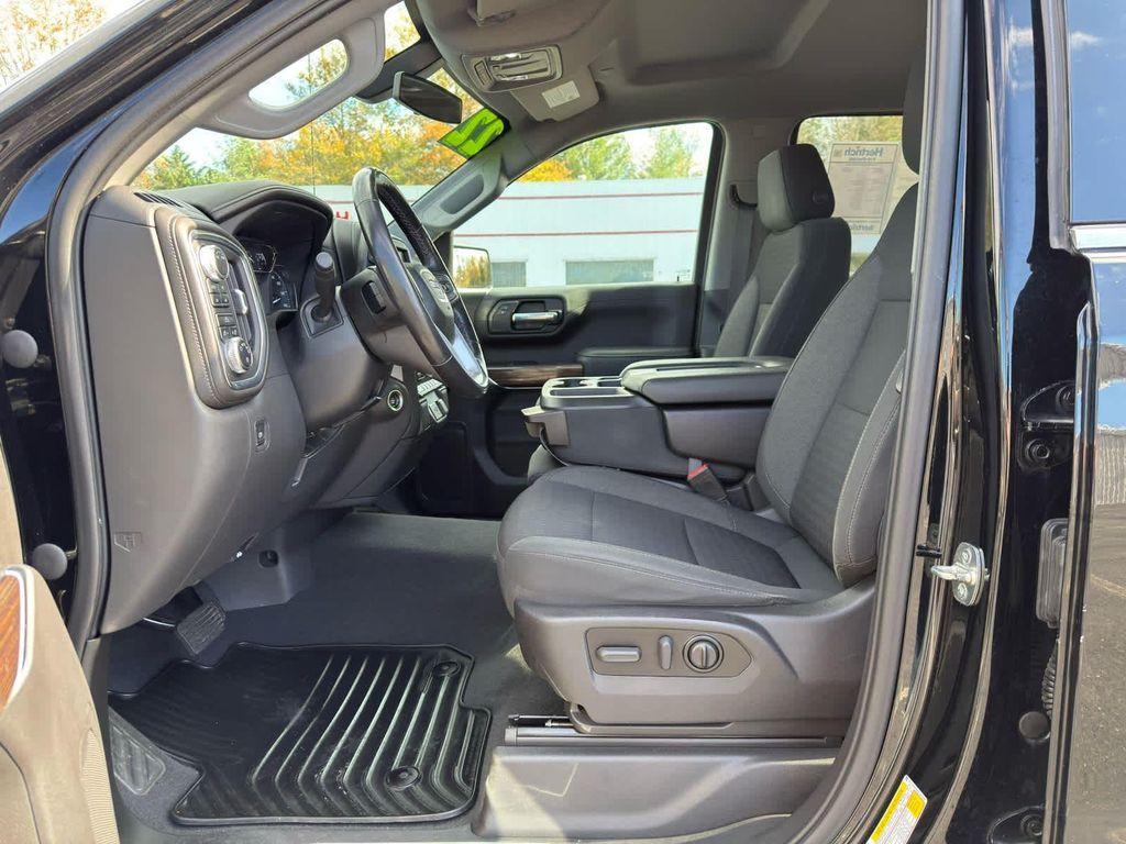 used 2022 GMC Sierra 1500 car, priced at $28,490
