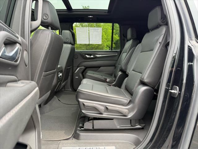 used 2022 GMC Yukon XL car