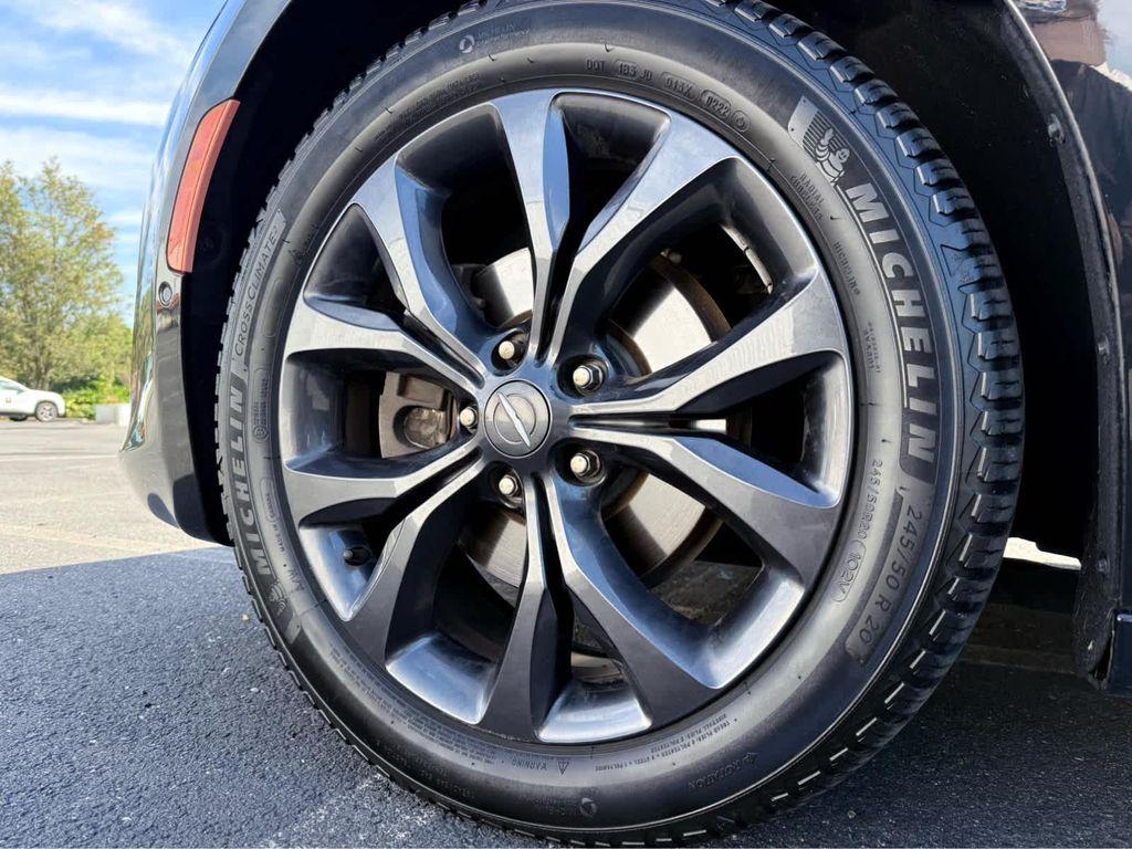 used 2018 Chrysler Pacifica car, priced at $13,714